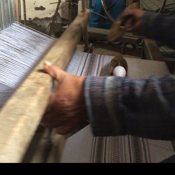 Beautiful alpaca scarf from Ecuador so soft and warm! - Picture 9 of 10